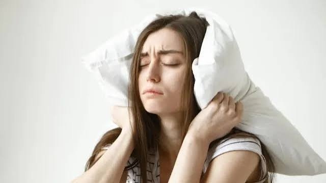 सुबह उठते ही चिड़चिड़ापन और उदासी क्यों? नींद से लेकर बॉडी क्लॉक तक, जानें कब यह चिंता की बात है सुबह उठते ही चिड़चिड़ापन
