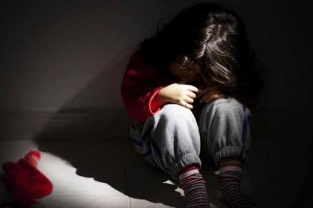 दुर्ग में मासूम से कथित यौन अपराध का गंभीर मामला: पुलिस की बड़ी कार्रवाई, मकान मालिक गिरफ्तार